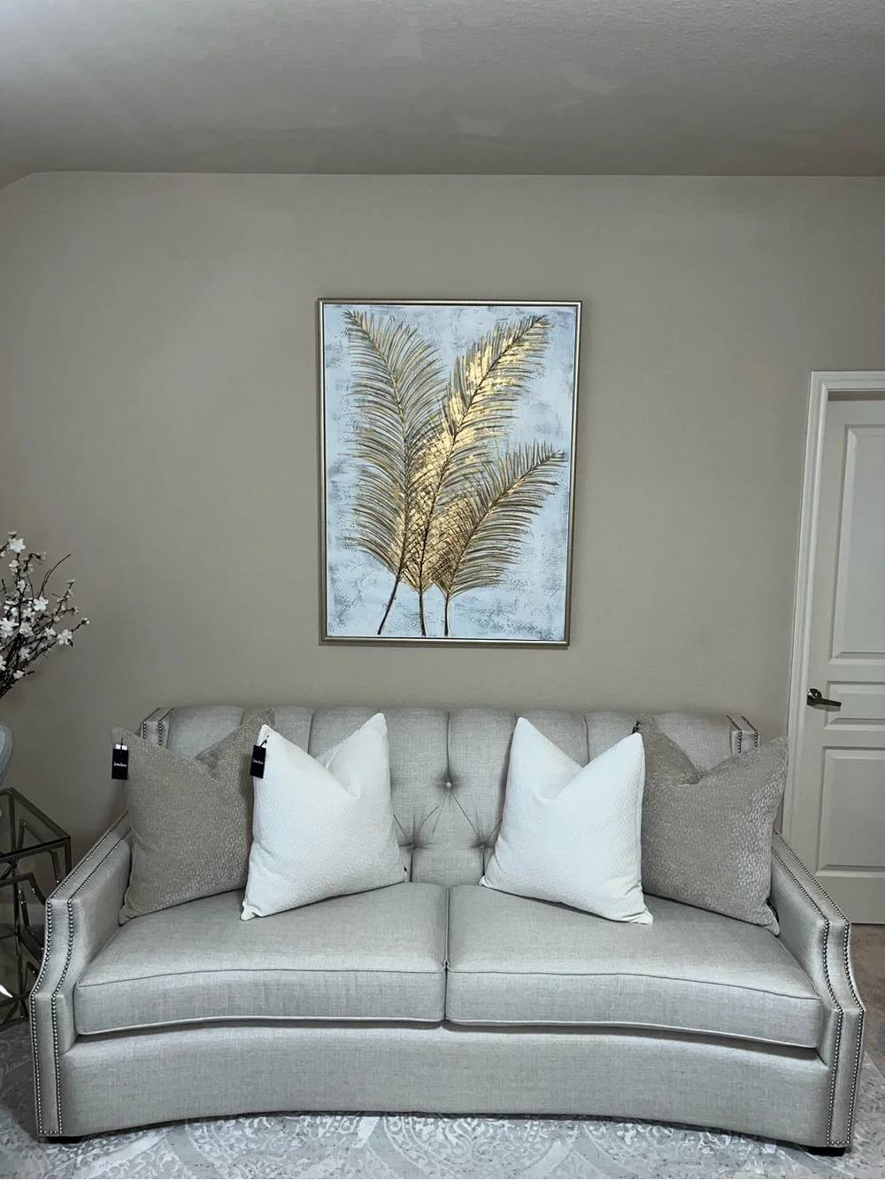 1-NWT NEIMAN MARCUS TEXTURE VELVET DESIGN DECORATIVE PILLOW (NH6200)